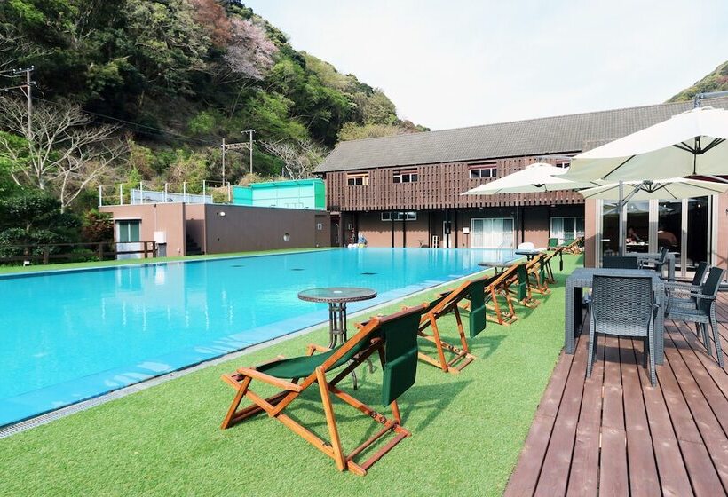 ريوكان Amis Droles