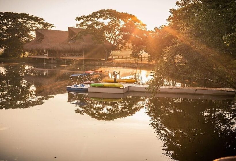 Samadhi Ecohotel By Rotamundos