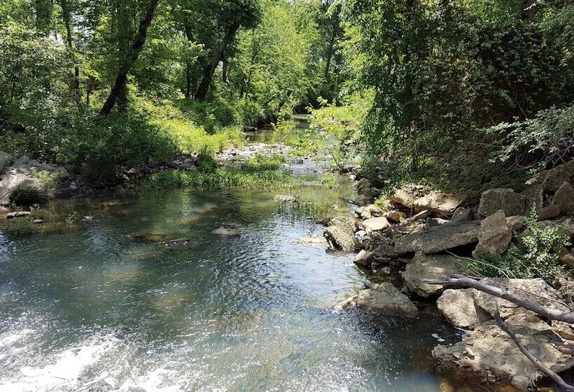 Sierra Escape Cabin With Fire Pit And Charcoal Grill By Redawning