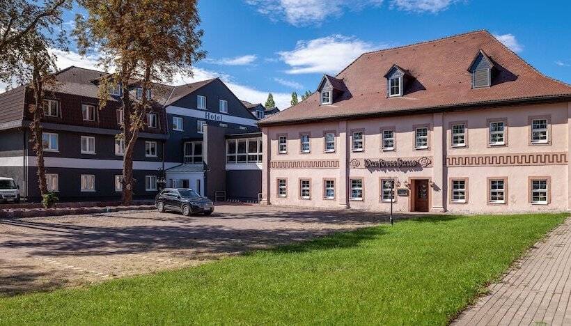 Sl Otel Im Parforcehaus