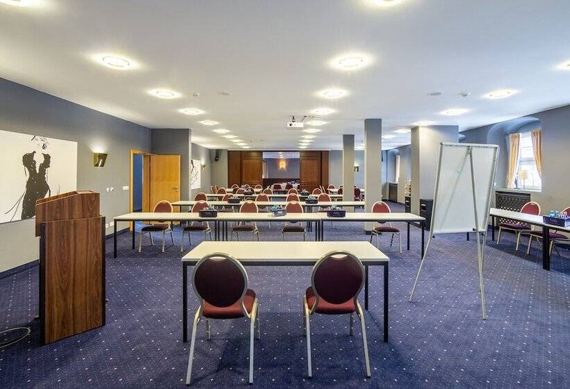 Sl Otel Im Parforcehaus