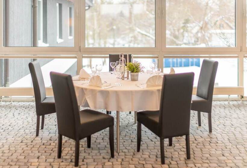 Sl Otel Im Parforcehaus