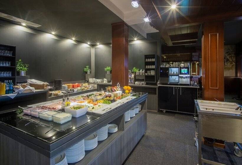 Sl Otel Im Parforcehaus