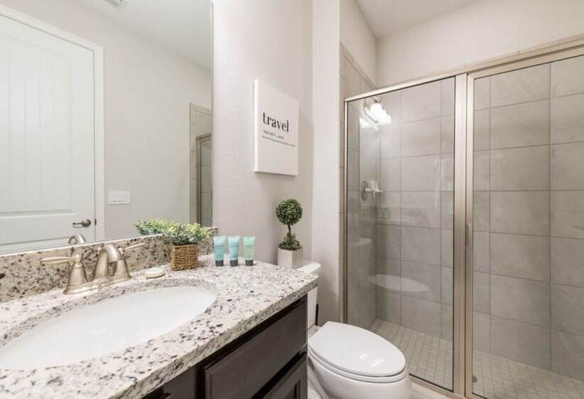 Villa In Encore Resort At Reunion 3458