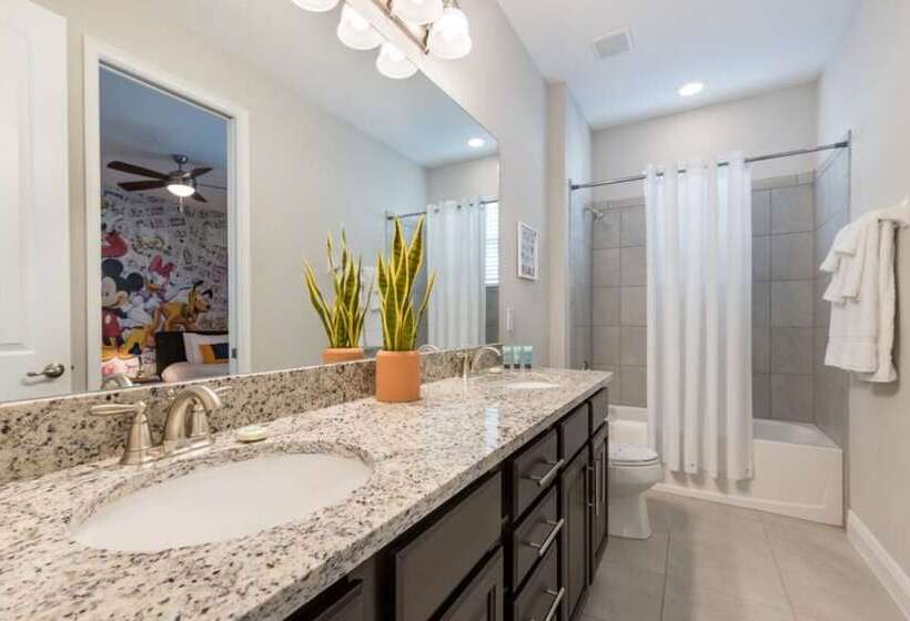 Villa In Encore Resort At Reunion 3458