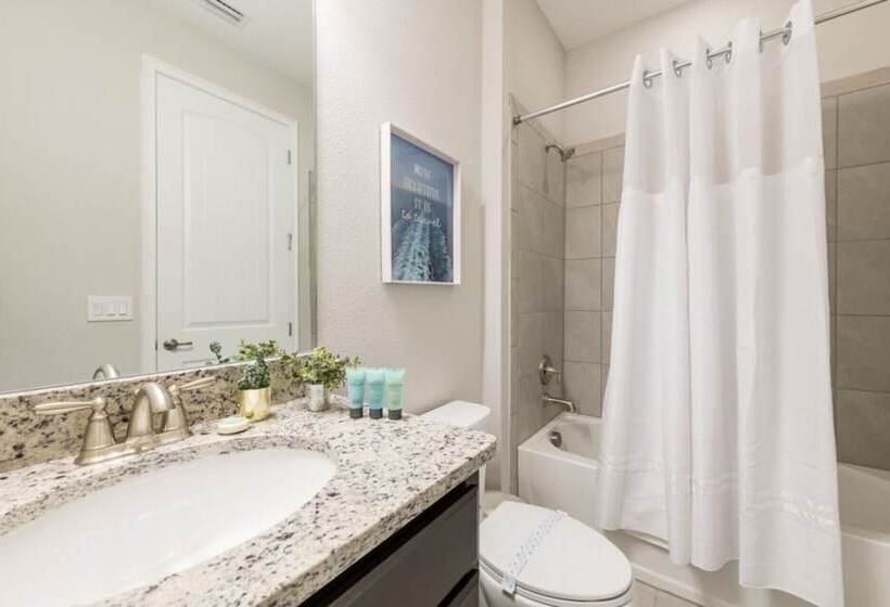 Villa In Encore Resort At Reunion 3458