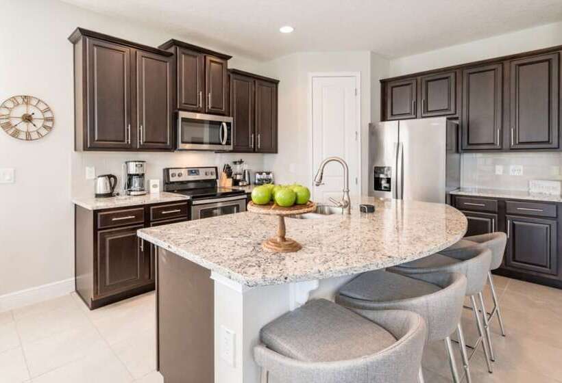 Villa In Encore Resort At Reunion 3458