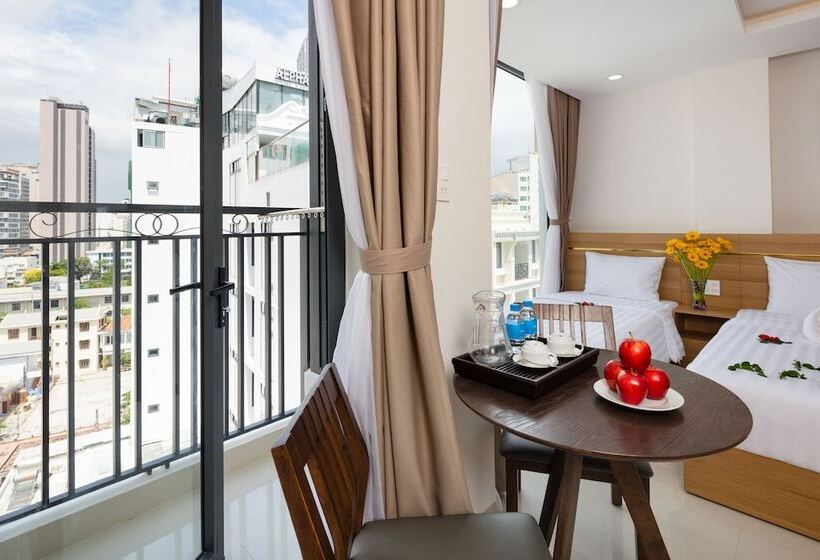 Xo Hotel & Apartments