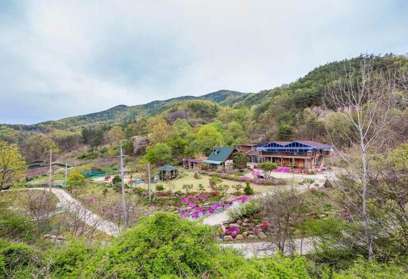 Yanggaksan Pension