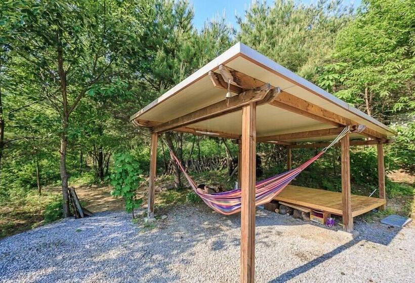 Youngwol Cloud Garden Pension