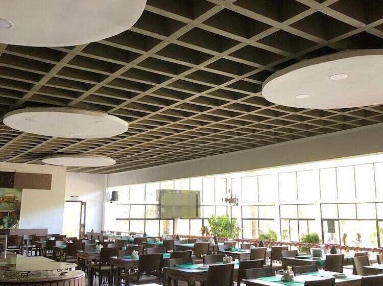 Ytacaranha Hotel De Serra