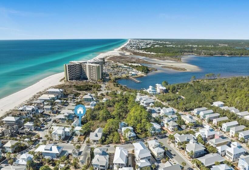 Quaint 2br/2.5ba Cottage Nestled Between 30a & Panama City Beach! Sleeps 6!