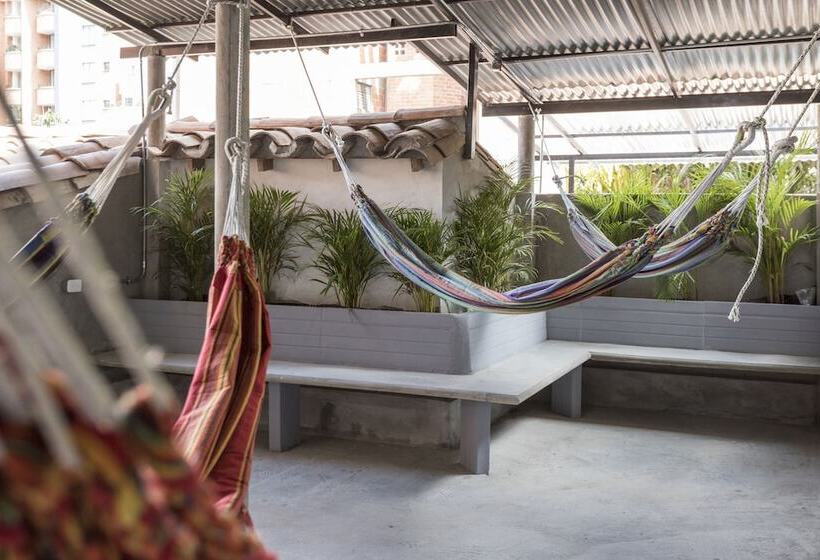 Gaston Coliving Hostel