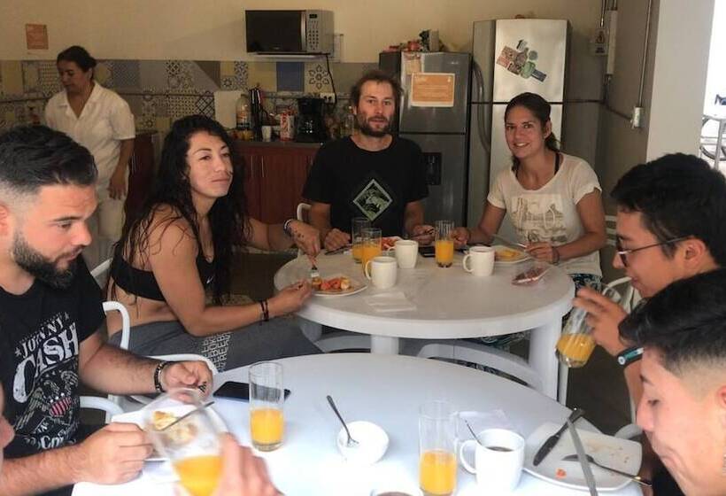 Gaston Coliving Hostel