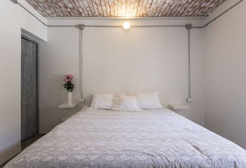 Gaston Coliving Hostel