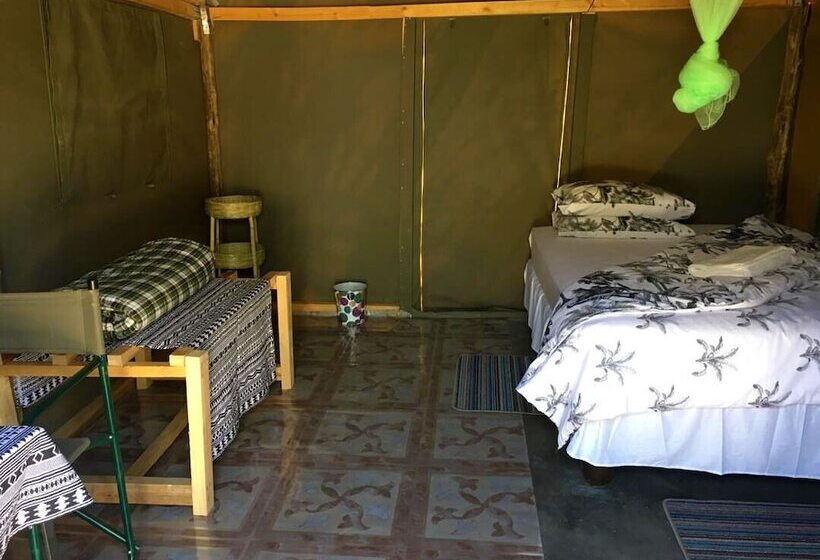 旅馆 Twyfelfontein Tented Camp