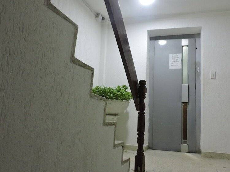 Apartahotel El Dorado