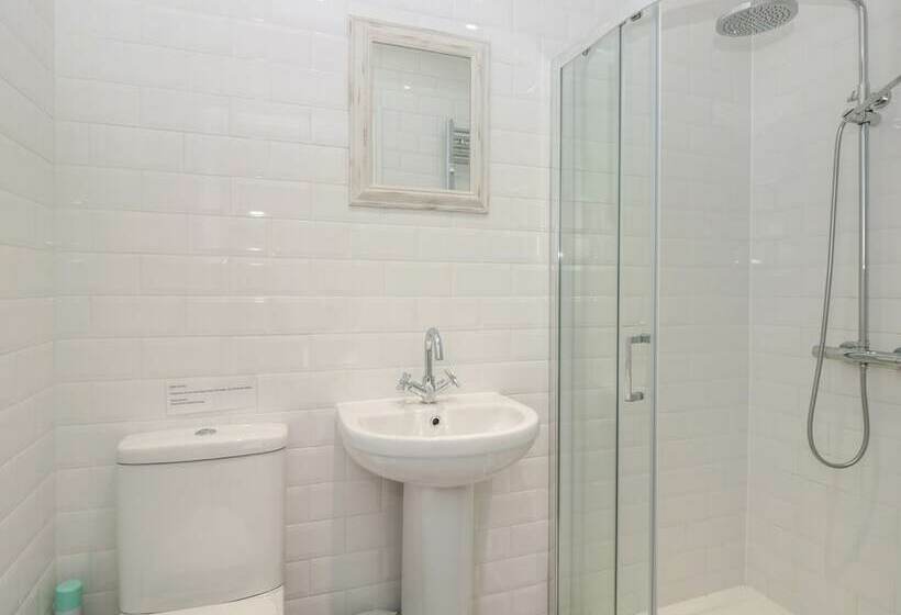 Apartment 1 @ 22 Foss Street