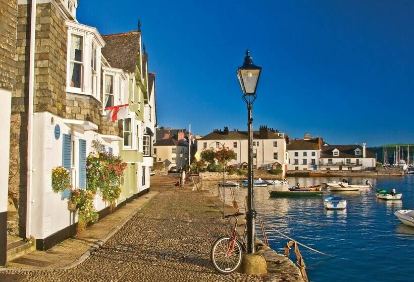 Apartment 1 @ 22 Foss Street