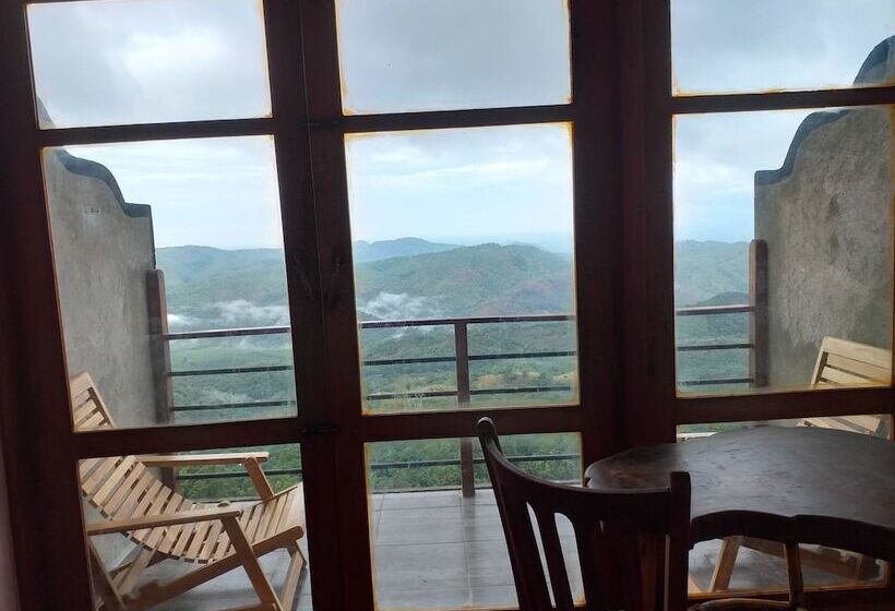 Aurora Villa   Hostel