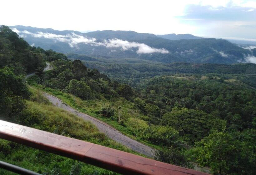 Aurora Villa   Hostel