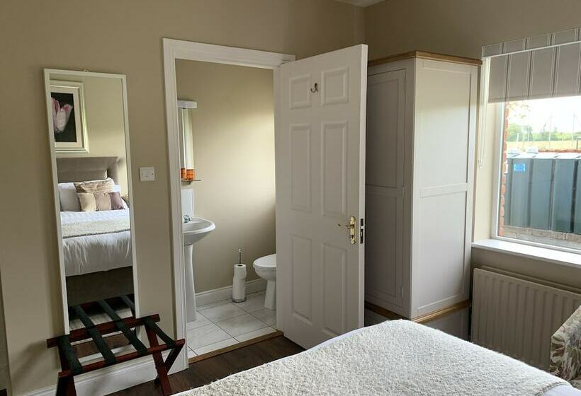 Bed and Breakfast Arden Bungalow