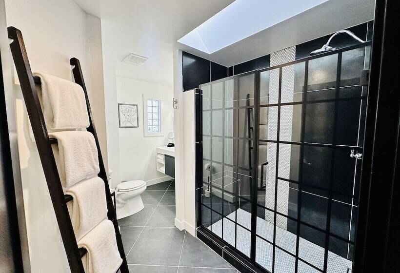 تختخواب و صبحانه Bespoke Inn Flagstaff