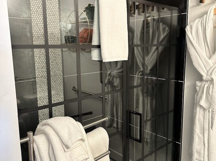 تختخواب و صبحانه Bespoke Inn Flagstaff