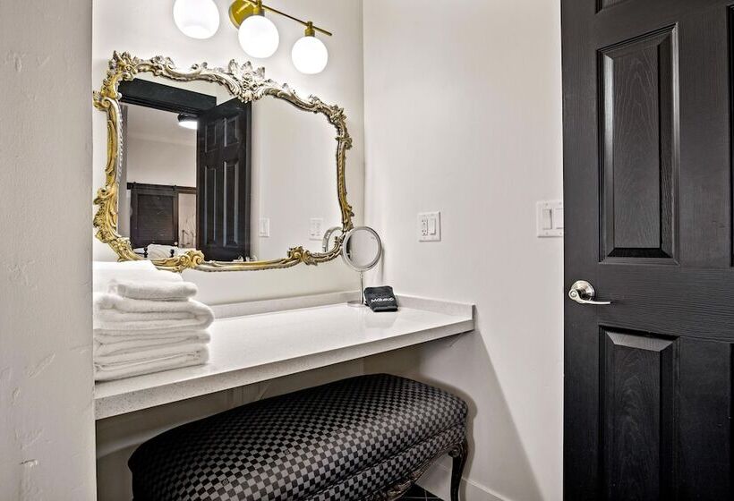 تختخواب و صبحانه Bespoke Inn Flagstaff