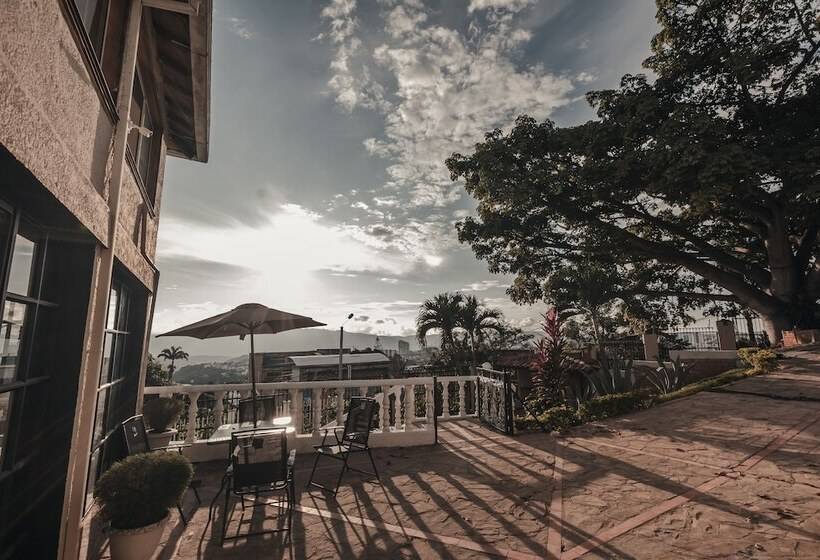 مبيت وإفطار Casa Lago Boutique