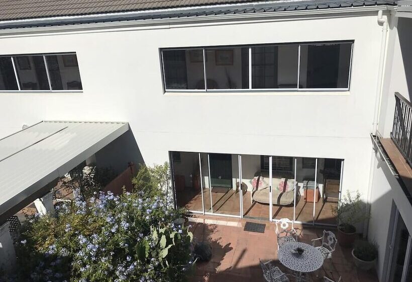 مبيت وإفطار Elephant S Eye Lodge