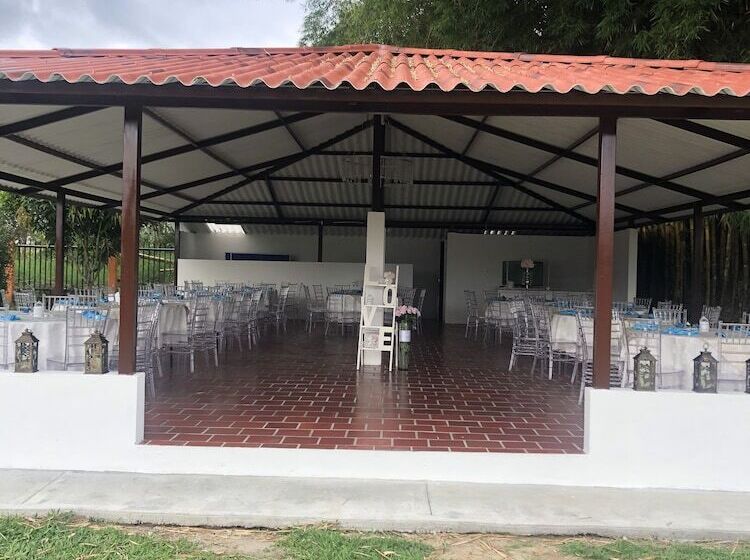 مبيت وإفطار Finca Hotel La Estrella Del Edén