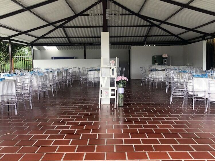 مبيت وإفطار Finca Hotel La Estrella Del Edén