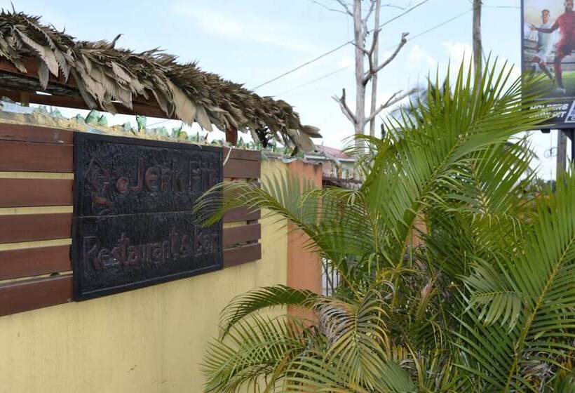 تختخواب و صبحانه Ms Holder S Comfort Villa