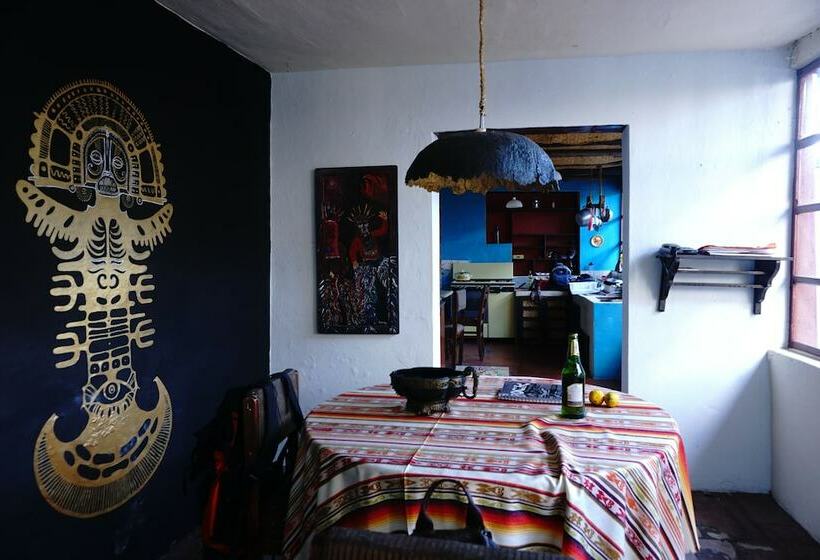 مبيت وإفطار Nuna Hostel