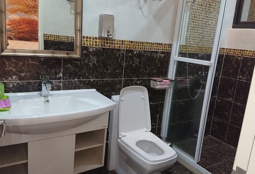 تختخواب و صبحانه Relax Homestay