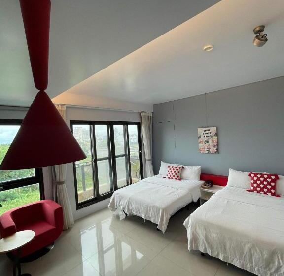 تختخواب و صبحانه Silimu Hostel