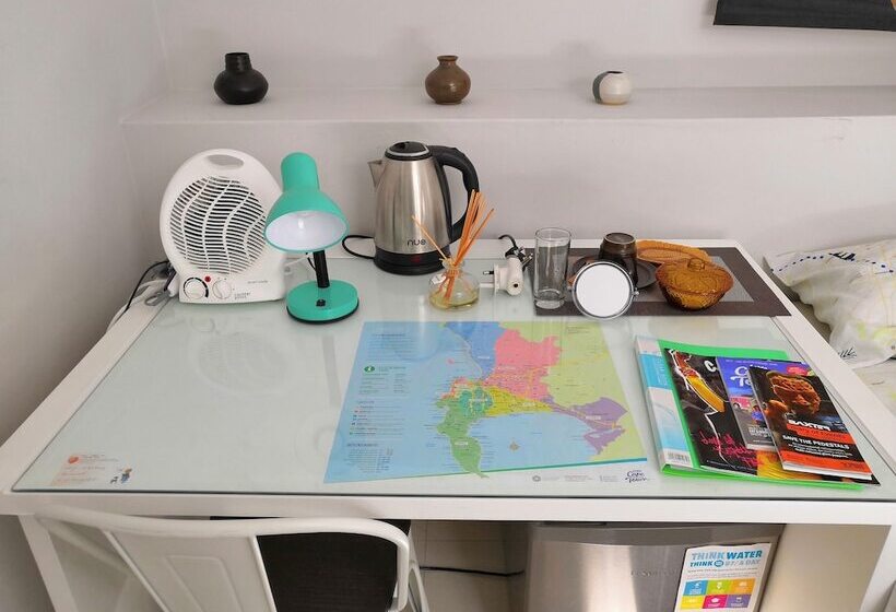 مبيت وإفطار T House