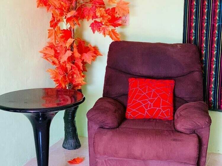 تختخواب و صبحانه Villa Xmaktuun