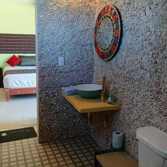 تختخواب و صبحانه Villa Xmaktuun