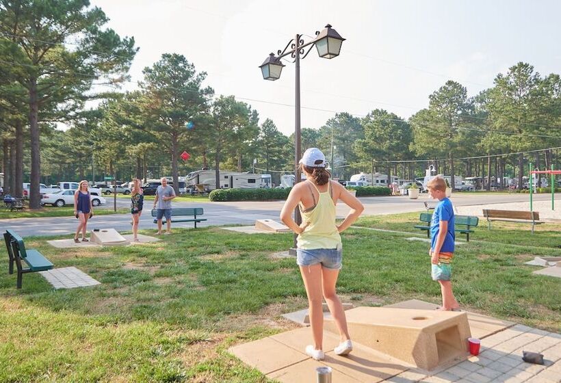 Bethpage Camp Resort