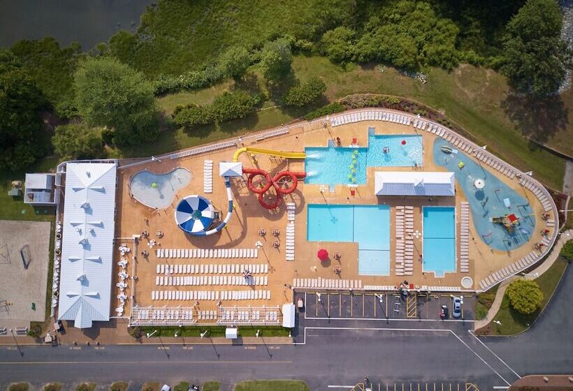 Bethpage Camp Resort