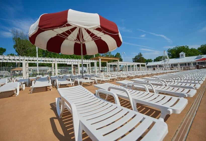 Bethpage Camp Resort