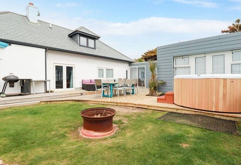 Blue Bay Beach House