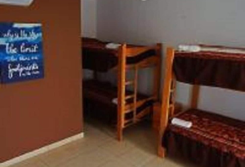 Burgues Mancora   Hostel