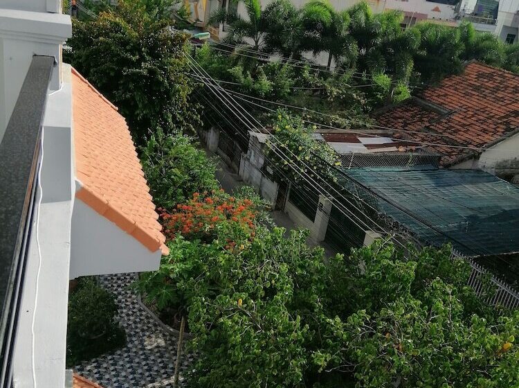 First Hostel Nha Trang