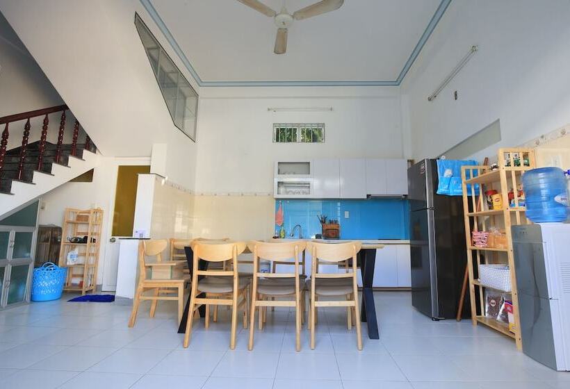First Hostel Nha Trang