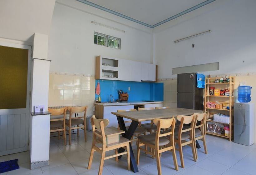 First Hostel Nha Trang