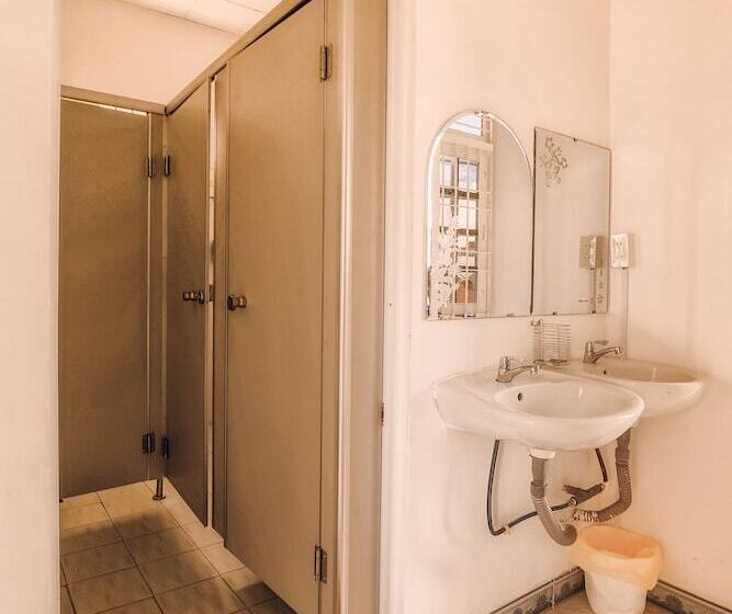 First Hostel Nha Trang