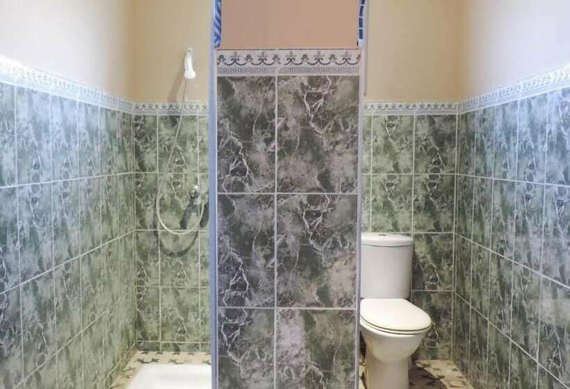 פונדק Auberge Tasra